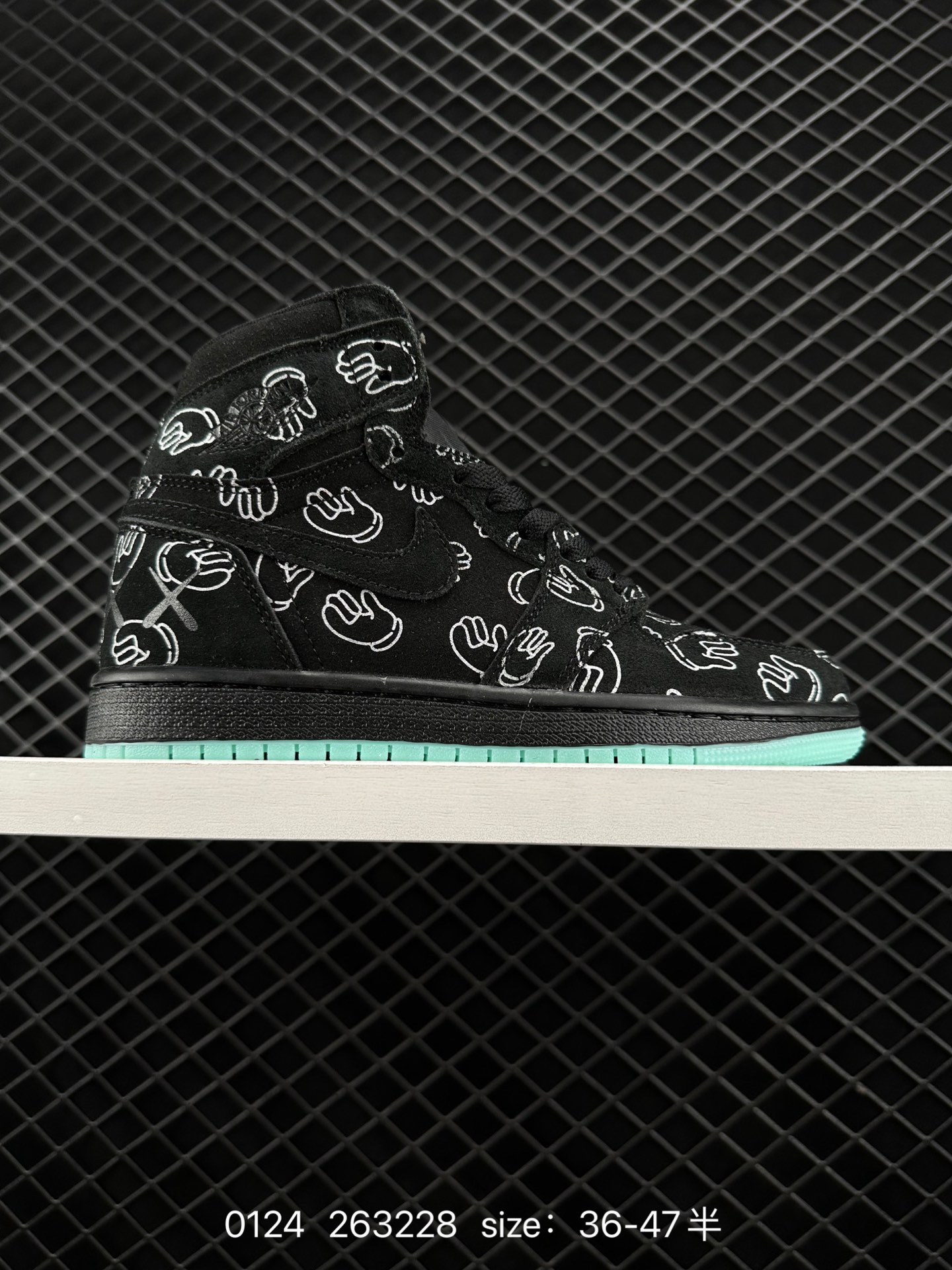 Nike Air Jordan 1 Retro High OG”Black/White“